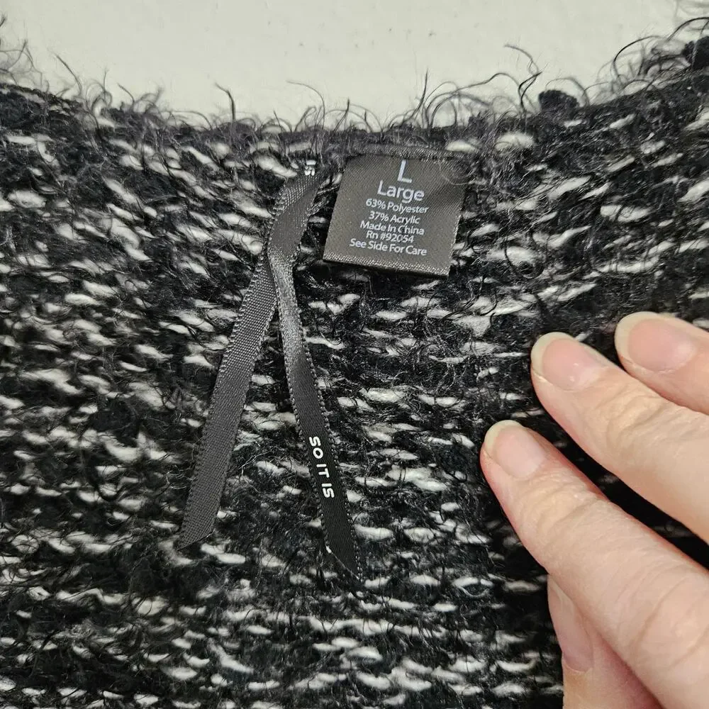 Open Front Fuzzy Cardigan Sweater. Front pickets. Size Large.